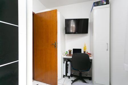 Casa à venda com 180m², 4 quartos e 2 vagas Casa à venda com 180m², 4 quartos e 2 vagasQuarto 2