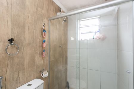 Casa à venda com 180m², 4 quartos e 2 vagas Casa à venda com 180m², 4 quartos e 2 vagasBanheiro da Suíte