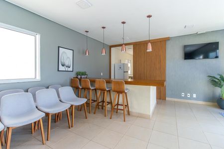 Apartamento para alugar com 47m², 2 quartos e 1 vaga Apartamento para alugar com 47m², 2 quartos e 1 vagaÁrea comum - Salão de festas