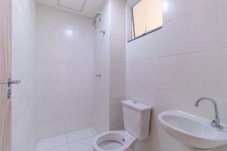Banheiro de apartamento para alugar com 2 quartos, 47m² em Granja Viana, Cotia