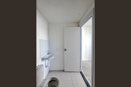 Apartamento para alugar com 55m², 3 quartos e 1 vaga Apartamento para alugar com 55m², 3 quartos e 1 vagaBanheiro da Suíte