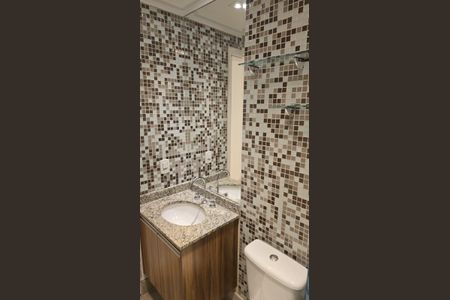 Banheiro de apartamento à venda com 3 quartos, 78m² em Vila Ivone, São Paulo