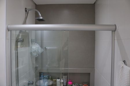 Apartamento à venda com 83m², 2 quartos e 2 vagasBanheiro 1