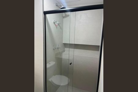 Banheiro de kitnet/studio para alugar com 1 quarto, 24m² em Vila Olímpia, São Paulo