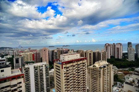 Apartamento para alugar com 72m², 1 quarto e 2 vagas