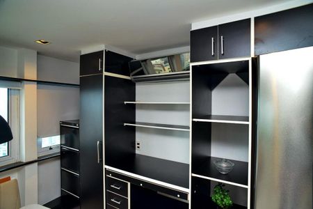 Apartamento para alugar com 72m², 1 quarto e 2 vagas