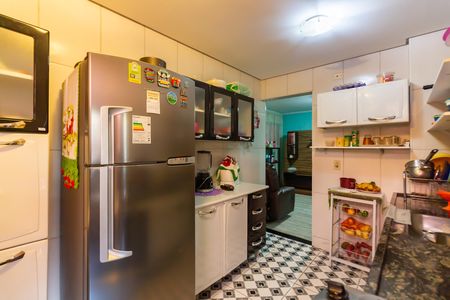 Cozinha de apartamento à venda com 2 quartos, 65m² em Aliança, Osasco