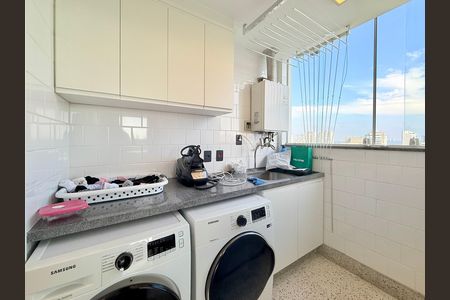 Área de Serviço de apartamento à venda com 4 quartos, 256m² em Campo Belo, São Paulo