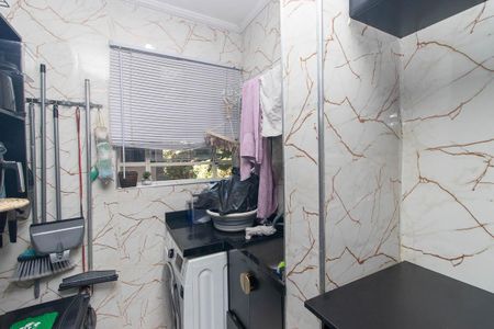 Apartamento à venda com 47m², 2 quartos e 1 vaga Apartamento à venda com 47m², 2 quartos e 1 vagaCozinha e Área de Serviço
