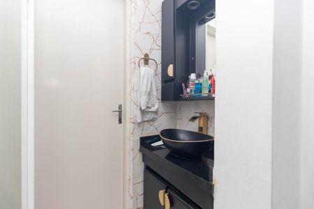 Banheiro de apartamento à venda com 2 quartos, 47m² em Jardim Martins Silva, São Paulo