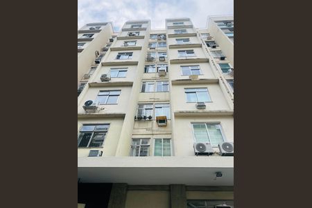 Apartamento para alugar com 70m², 2 quartos e sem vaga