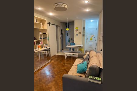 Apartamento para alugar com 70m², 2 quartos e sem vaga
