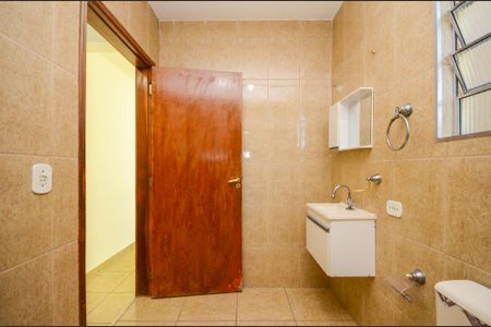 Casa para alugar com 80m², 3 quartos e 1 vaga Casa para alugar com 80m², 3 quartos e 1 vagaSuíte 2 - Banheiro