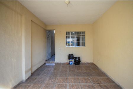 Casa para alugar com 80m², 3 quartos e 1 vaga Casa para alugar com 80m², 3 quartos e 1 vagaGaragem