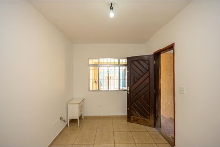 Casa para alugar com 80m², 3 quartos e 1 vaga Casa para alugar com 80m², 3 quartos e 1 vagaSala