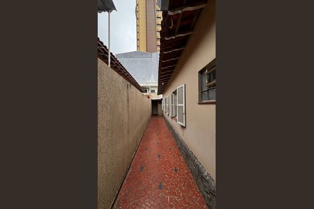 Corredor - Quintal de casa à venda com 3 quartos, 136m² em Parque das Nações, Santo André