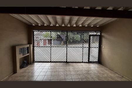 Garagem de casa à venda com 3 quartos, 136m² em Parque das Nações, Santo André