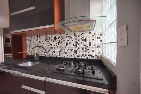 Cozinha de apartamento para alugar com 2 quartos, 58m² em Capoeiras, Florianópolis