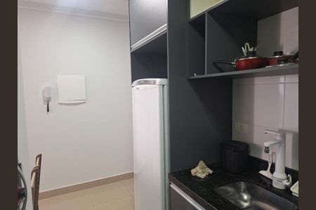 Apartamento para alugar com 40m², 1 quarto e sem vaga Apartamento para alugar com 40m², 1 quarto e sem vagaCozinha e Área de Serviço
