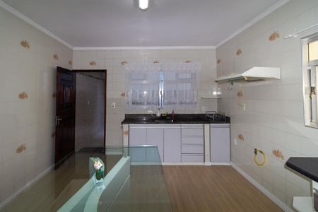 Cozinha de casa para alugar com 2 quartos, 82m² em Jardim Sapopemba, São Paulo