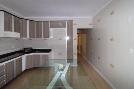 Casa para alugar com 82m², 2 quartos e 1 vaga Casa para alugar com 82m², 2 quartos e 1 vagaCozinha