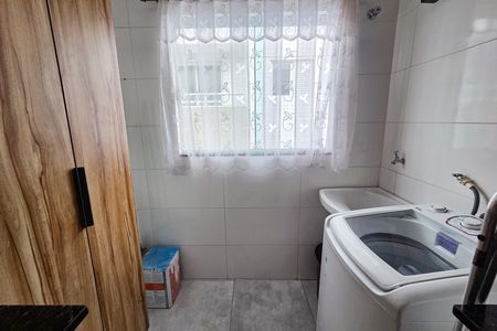 Casa de condomínio para alugar com 74m², 2 quartos e 1 vaga Casa de condomínio para alugar com 74m², 2 quartos e 1 vagaÁrea de Serviço