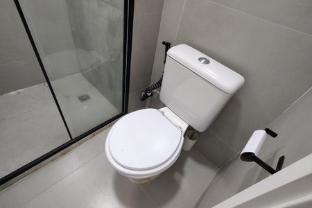 Apartamento à venda com 52m², 2 quartos e 1 vaga Apartamento à venda com 52m², 2 quartos e 1 vagaBanheiro Social