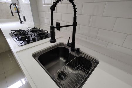 Apartamento à venda com 52m², 2 quartos e 1 vaga Apartamento à venda com 52m², 2 quartos e 1 vagaCozinha - Armários