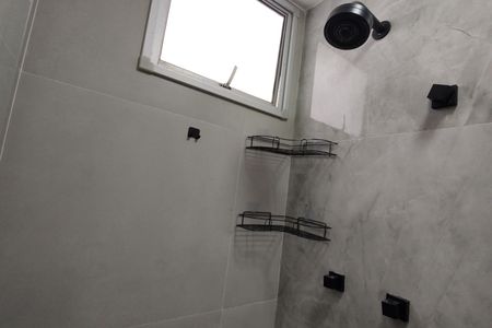 Apartamento à venda com 52m², 2 quartos e 1 vaga Apartamento à venda com 52m², 2 quartos e 1 vagaBanheiro Social