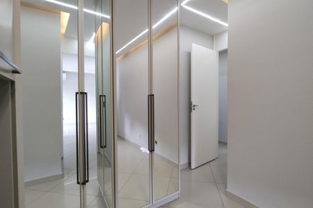 Apartamento à venda com 52m², 2 quartos e 1 vaga Apartamento à venda com 52m², 2 quartos e 1 vagaQuarto 2 - Armários