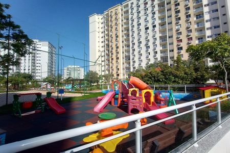 Apartamento à venda com 52m², 2 quartos e 1 vaga Apartamento à venda com 52m², 2 quartos e 1 vagaÁrea comum - Playground