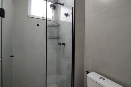 Apartamento à venda com 52m², 2 quartos e 1 vaga Apartamento à venda com 52m², 2 quartos e 1 vagaBanheiro Social