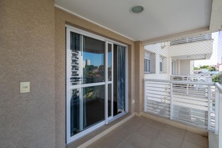 Varanda de apartamento para alugar com 2 quartos, 64m² em Vila Alexandria, São Paulo