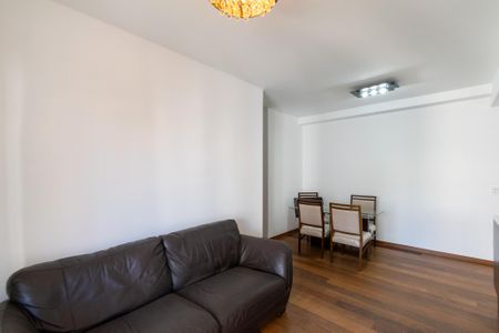 Sala de apartamento para alugar com 2 quartos, 64m² em Vila Alexandria, São Paulo