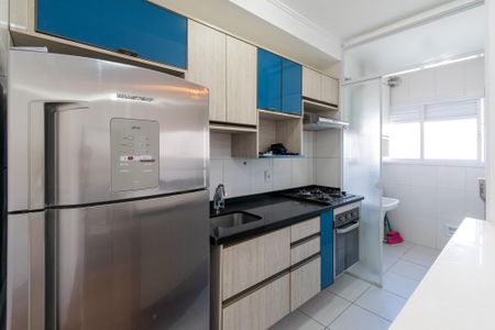 Cozinha de apartamento para alugar com 2 quartos, 64m² em Vila Alexandria, São Paulo