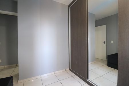 Apartamento para alugar com 67m², 3 quartos e 1 vagaQuarto 2