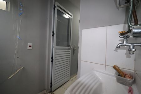 Apartamento para alugar com 67m², 3 quartos e 1 vagaÁrea de Serviço