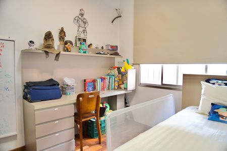 Apartamento à venda com 90m², 3 quartos e 2 vagas Apartamento à venda com 90m², 3 quartos e 2 vagasQuarto 2