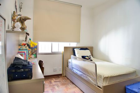 Apartamento à venda com 90m², 3 quartos e 2 vagas Apartamento à venda com 90m², 3 quartos e 2 vagasQuarto 2