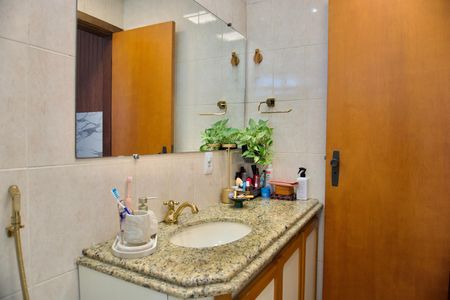 Apartamento à venda com 90m², 3 quartos e 2 vagas Apartamento à venda com 90m², 3 quartos e 2 vagasSuíte - Banheiro