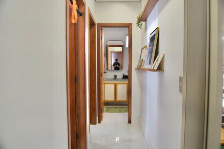 Corredor de apartamento à venda com 3 quartos, 90m² em Gutierrez, Belo Horizonte
