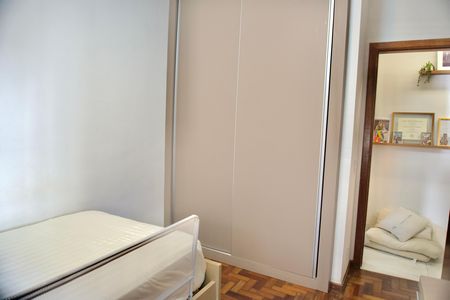 Apartamento à venda com 90m², 3 quartos e 2 vagas Apartamento à venda com 90m², 3 quartos e 2 vagasQuarto 2