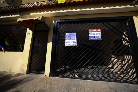 Casa para alugar com 100m², 3 quartos e 1 vagaFachada