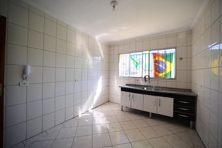 Casa para alugar com 100m², 3 quartos e 1 vagaCozinha