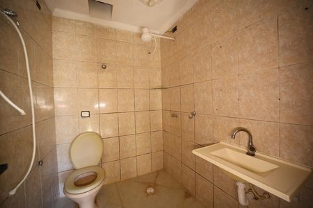 Casa para alugar com 100m², 3 quartos e 1 vagaBanheiro do Quarto 2