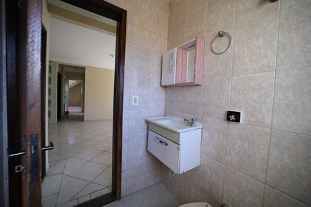Casa para alugar com 100m², 3 quartos e 1 vagaBanheiro Social