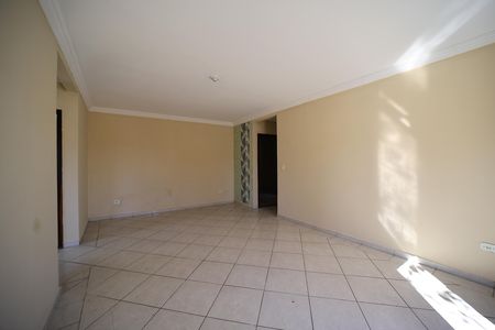 Sala de casa para alugar com 3 quartos, 100m² em Vila Nhocuné, São Paulo
