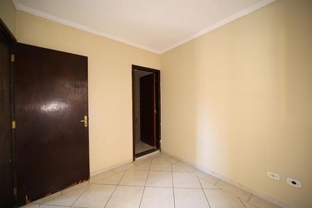 Quarto 1 de casa para alugar com 3 quartos, 100m² em Vila Nhocuné, São Paulo