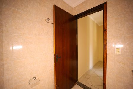 Casa para alugar com 100m², 3 quartos e 1 vagaBanheiro do Quarto 1