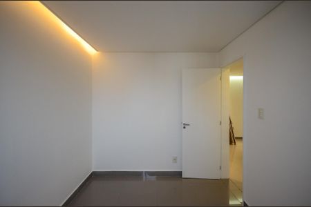 Apartamento para alugar com 50m², 2 quartos e 1 vaga Apartamento para alugar com 50m², 2 quartos e 1 vagaQuarto 1